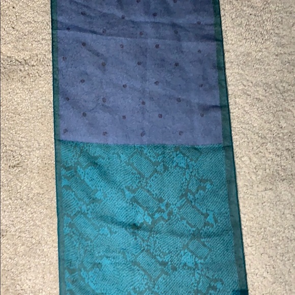 Halston Scarf - Picture 1 of 5